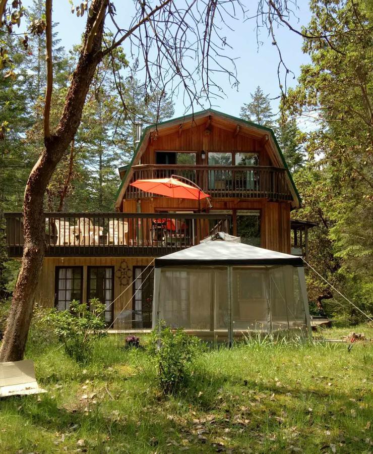 Gabriola Central B&B Extérieur photo